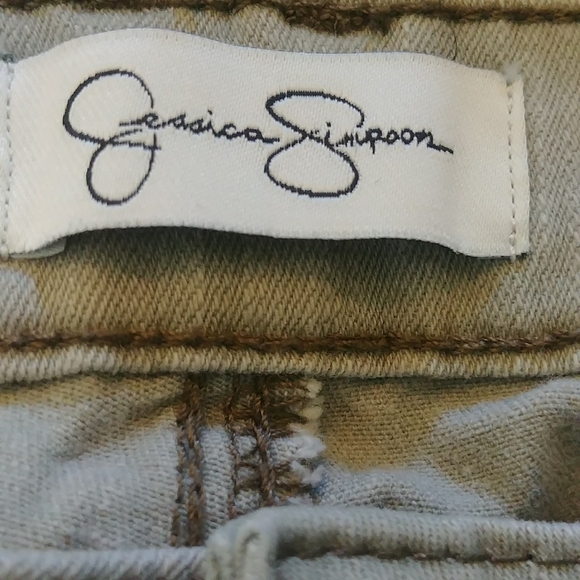 Jessica Simpson Roiled Crop Skinny Pants - Picture 10 of 10